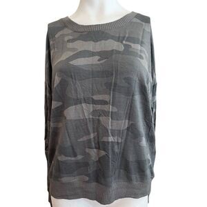 Splendid Women’s Large Long Sleeve Casual Camo Camouflage Shirt Stretch Top NWT